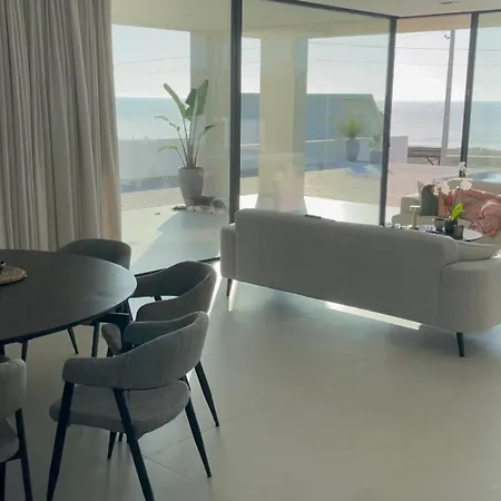 Exclusive House With Full Sea View, Luxury And Comfort By The Sea Villa Murtinheira