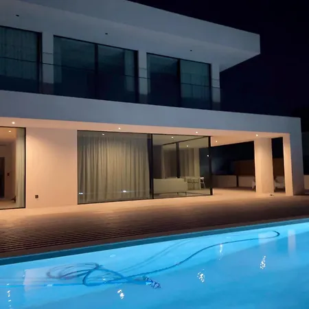 Exclusive House With Full Sea View, Luxury And Comfort By The Sea Villa